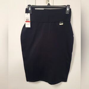 NWT CALVIN KLEIN Modern Pencil Skirt